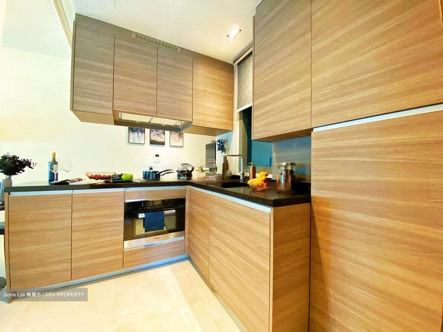 8 Saint Thomas (D9), Condominium #600736101